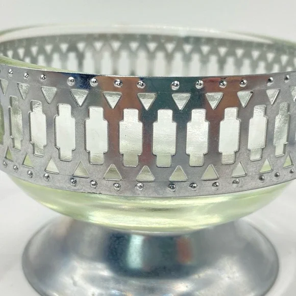Trillium Vintage MCM Glass Nut Candy Dish Silver Tone Metal Basket OS Silver - Picture 6 of 10